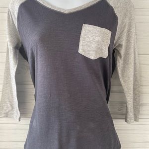 Maurice’s Two tone Gray tee shirt.